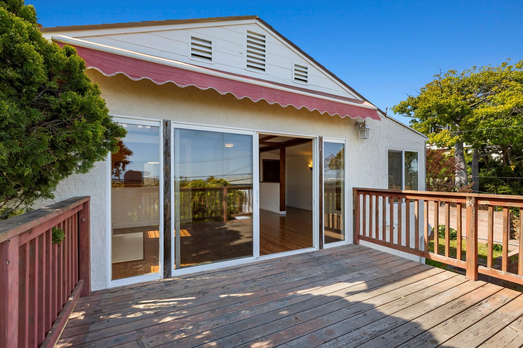 711 Pier Ave, Ocean Park