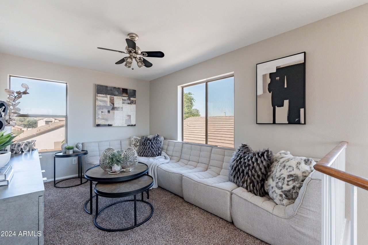 2222 E Arabian Dr