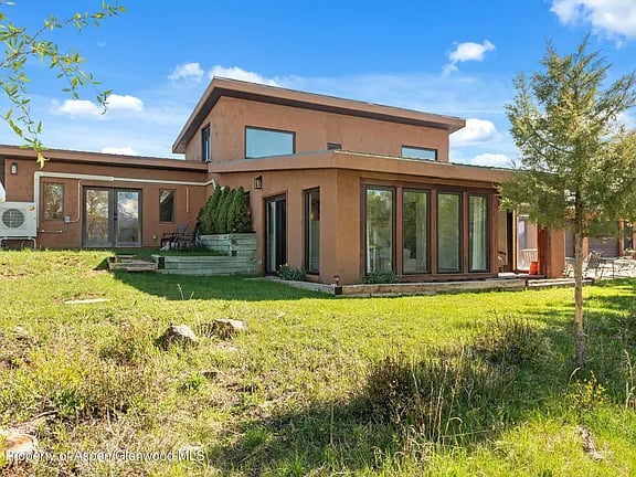 214 Prince Dr