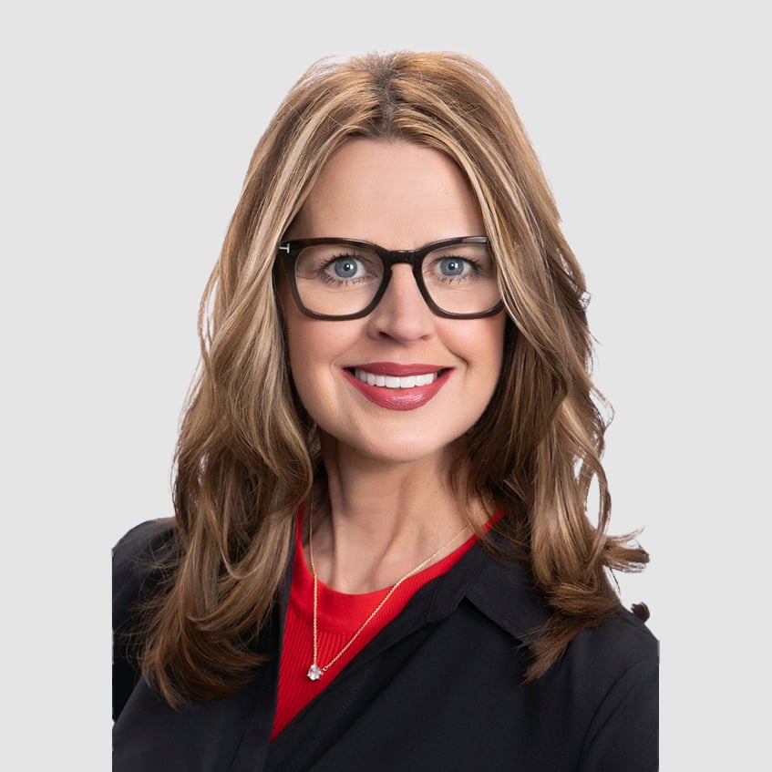 Kristen Cummings Grand Forks, ND Real Estate Agent Headshot