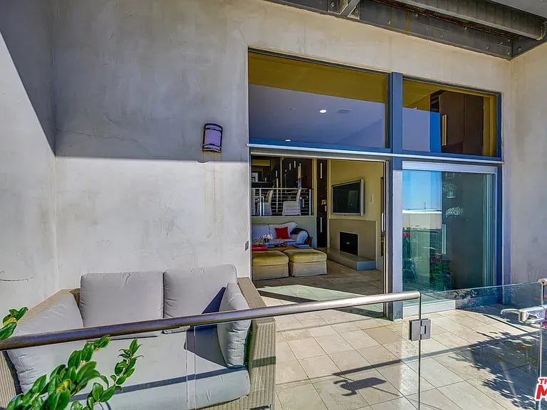 4007 Ocean Front Walk