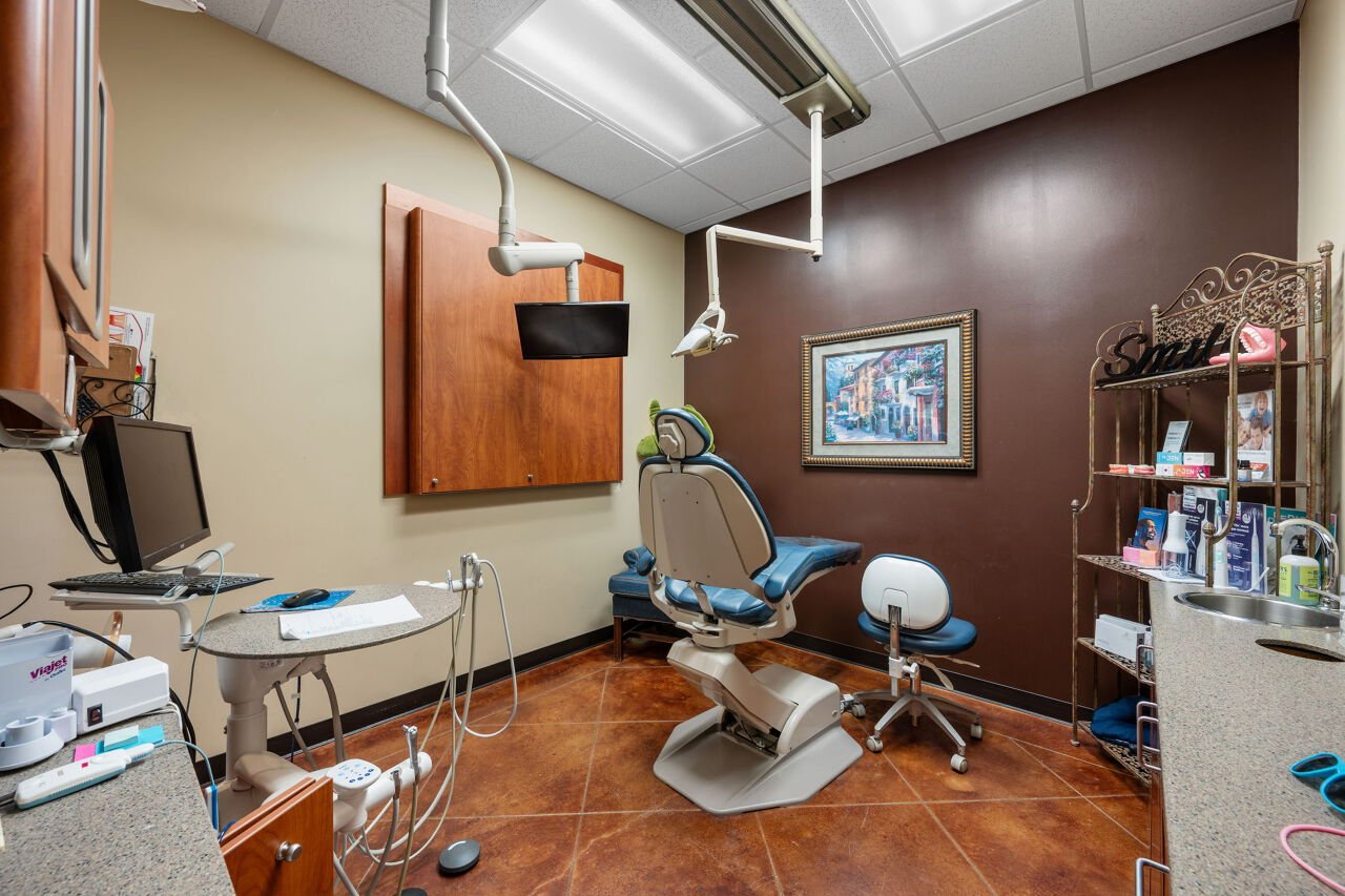 7215 Wyoming Springs Drive #800 (Second Gen Dental)