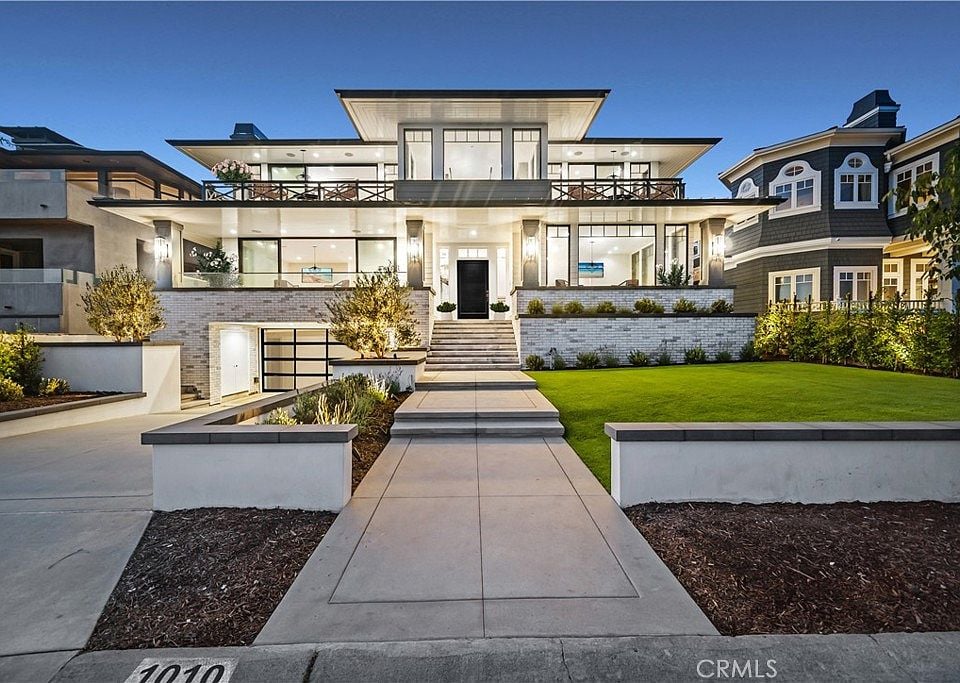 1010 Kings Rd