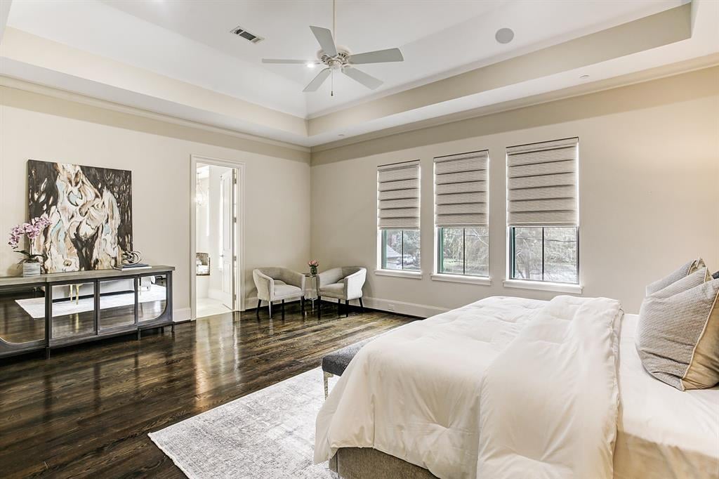 11313 Surrey Oaks Ln