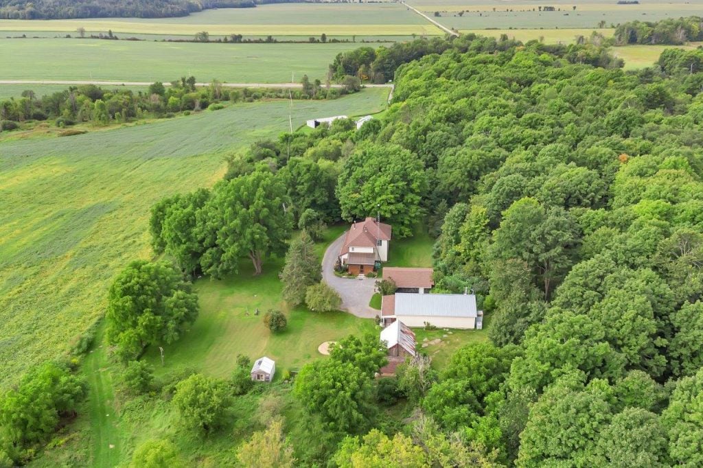 210 County Rd 9