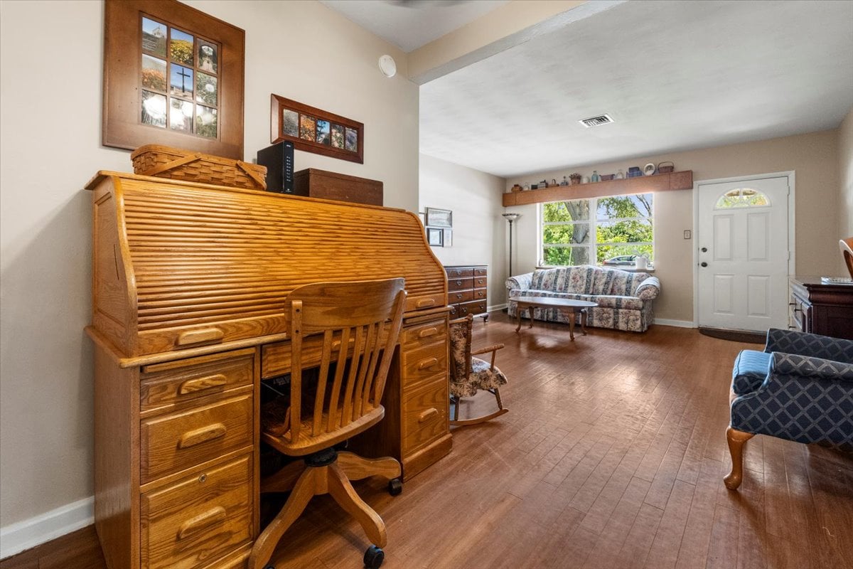 404 NE 11th Ave