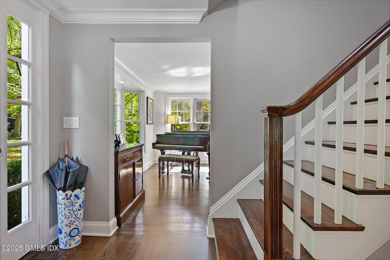 37 Ridgeview Ave