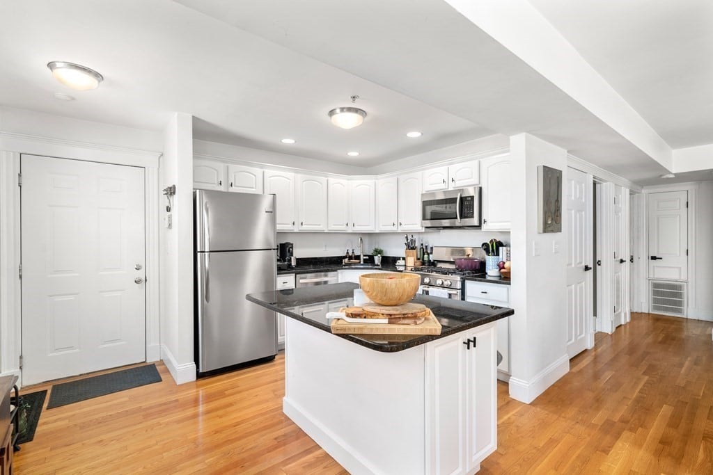 227 D St #4