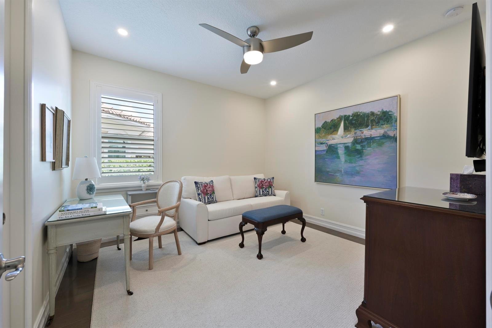 260 Carina Drive Dr