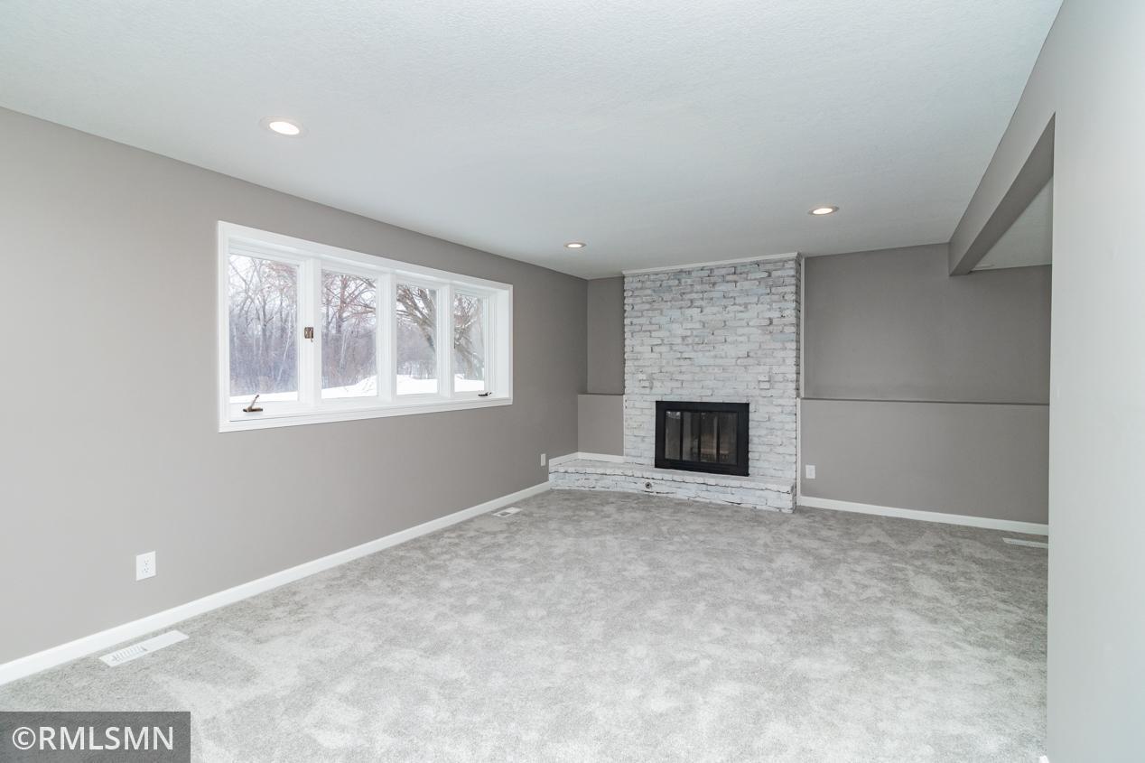 207 Belmont Ct