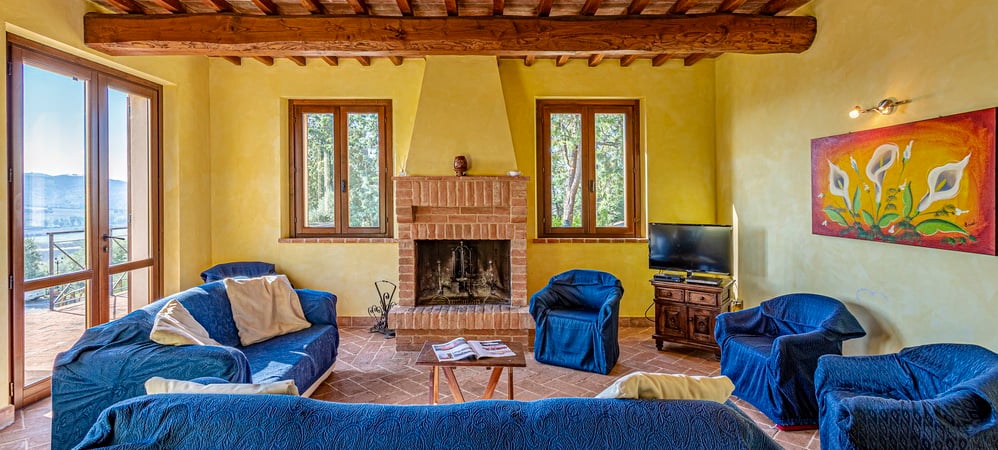 Beautiful Ranch with 2 Pools 
