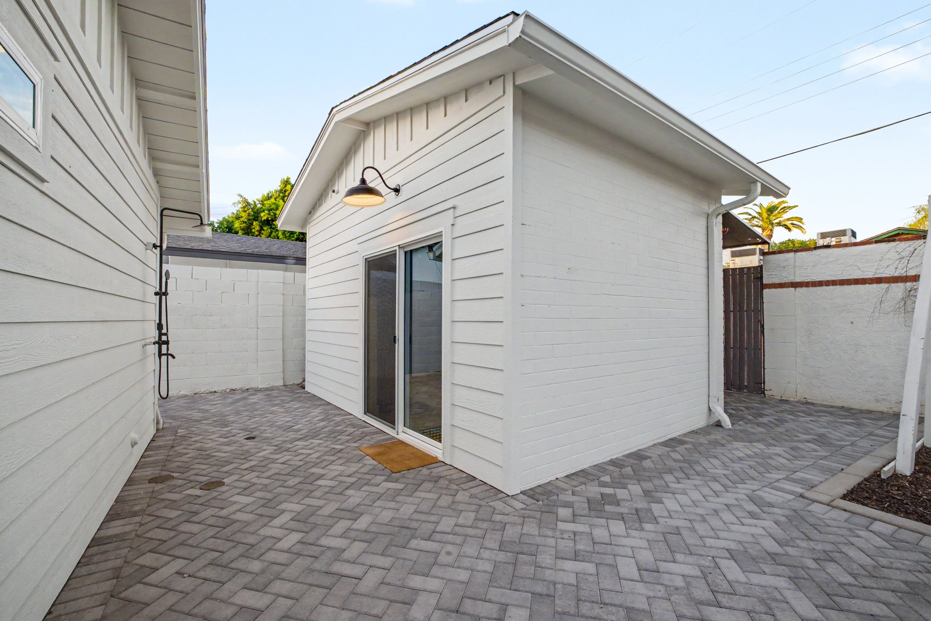 4711 N 33RD Street