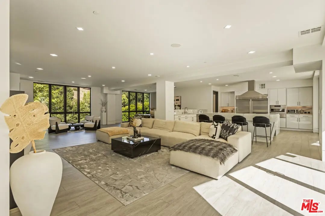 4230 Valley Meadow Rd