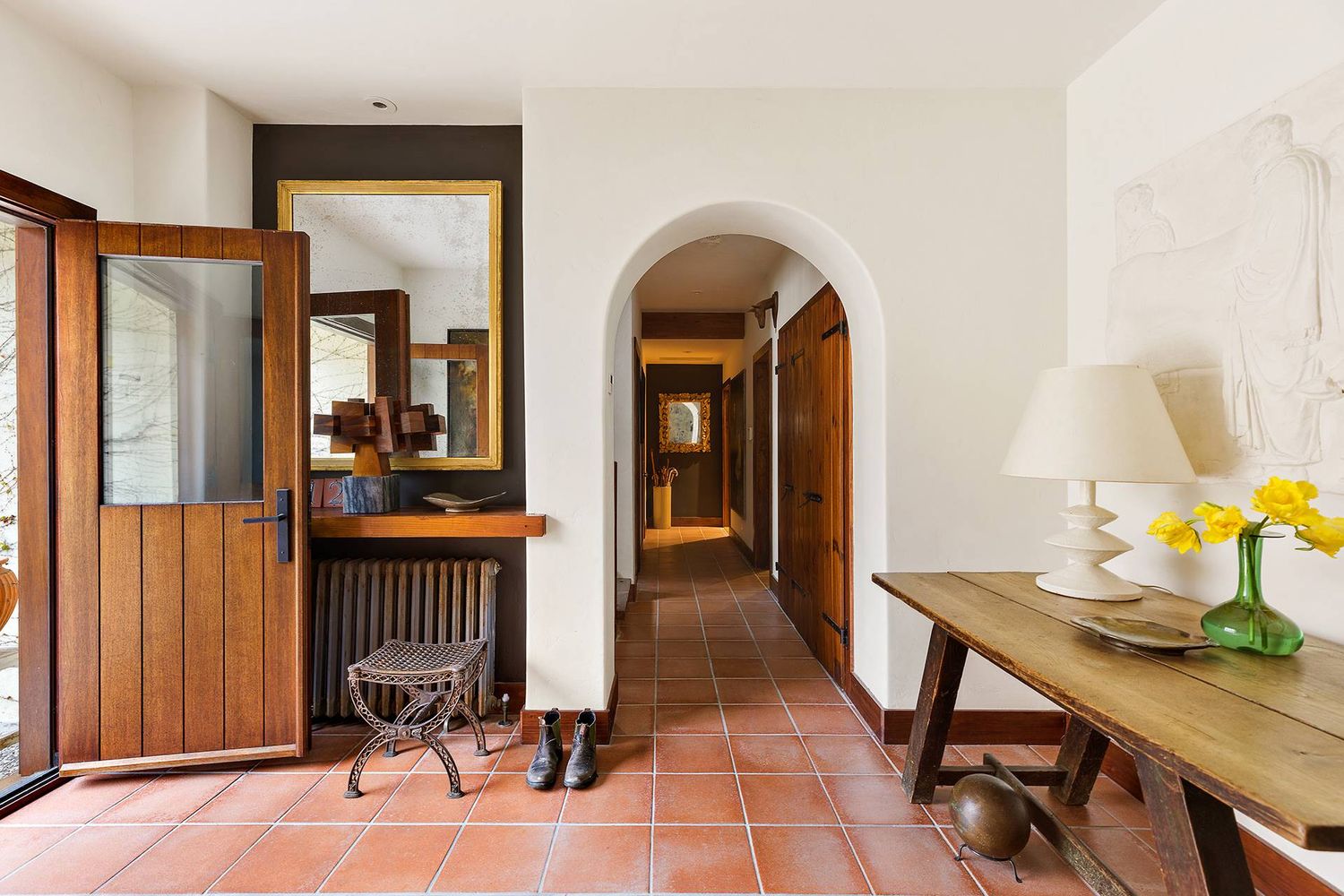 A Modern Craftsman Masterpiece in Sag Harbor's Exclusive North Haven Point