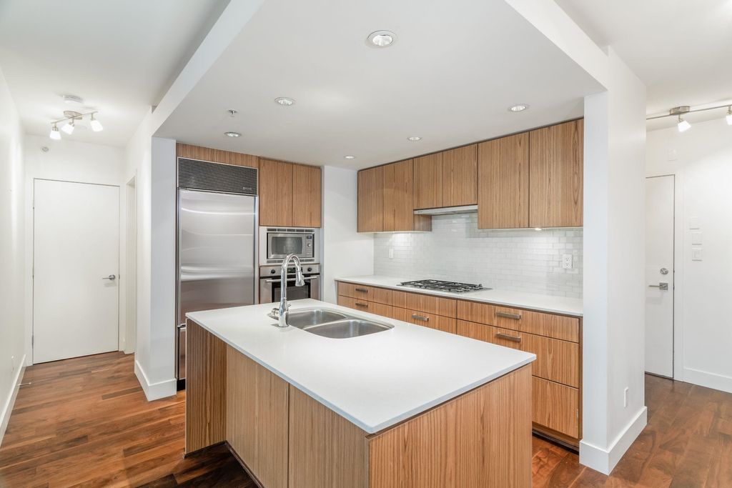 1675 W 8th Ave, #309