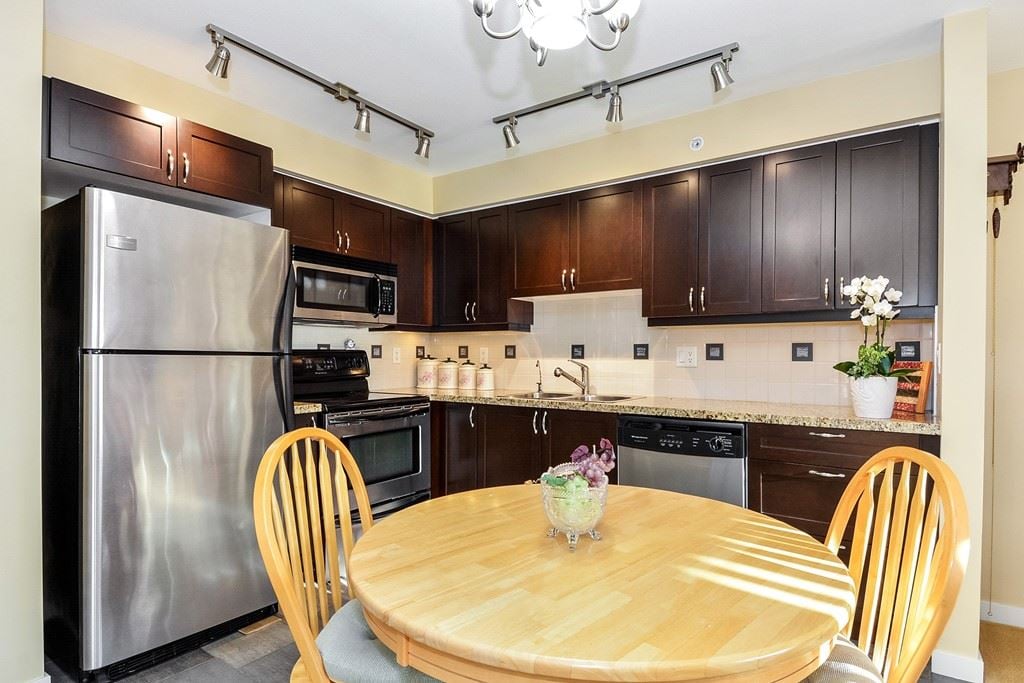 413-2511 King George Blvd