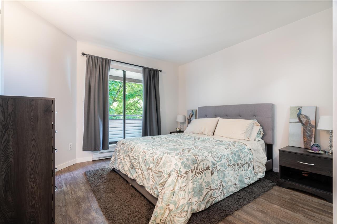 210-5294 204 St