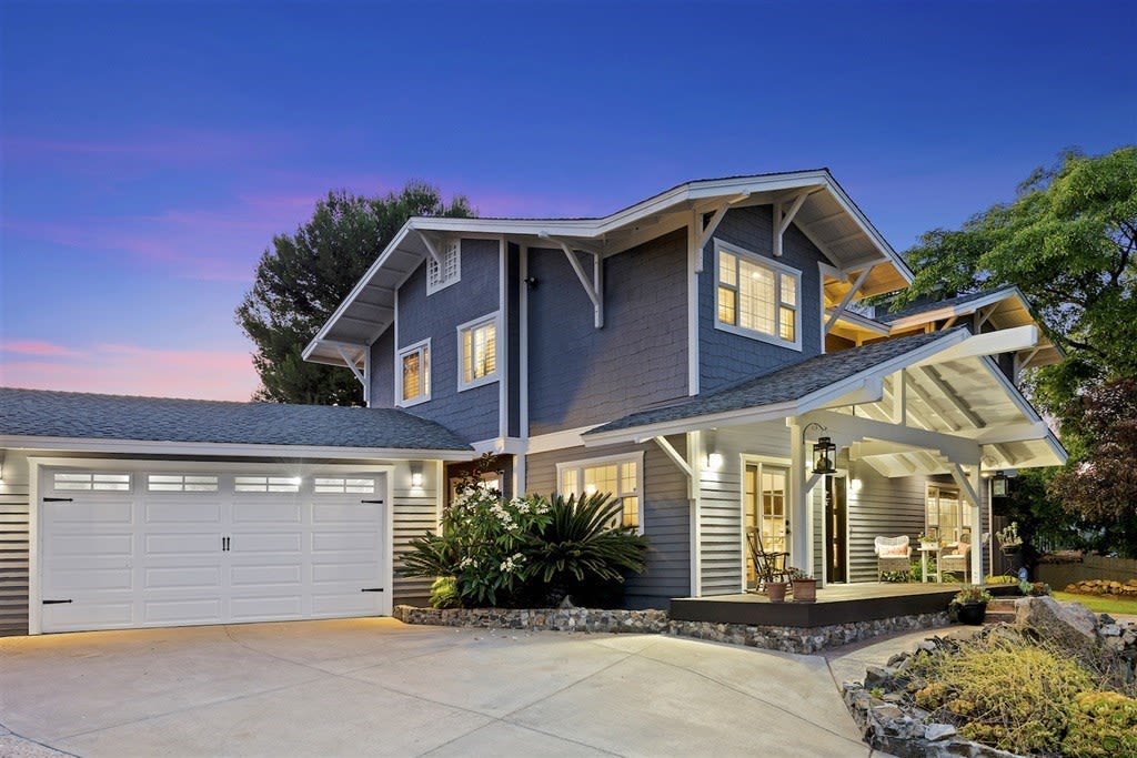 4240 Woodland Dr