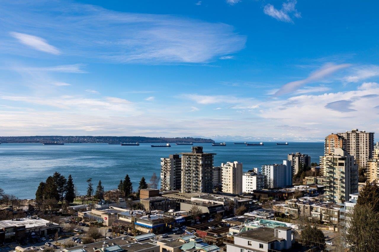 1701-650 16th Street, West Vancouver