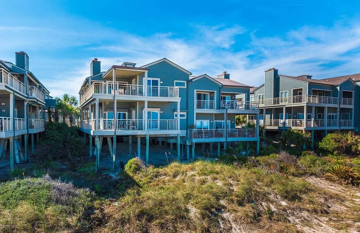 186 Sea Hammock Way