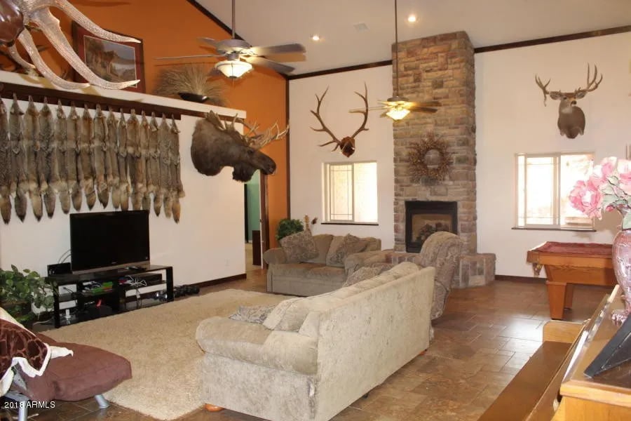7639 Dalton Ln