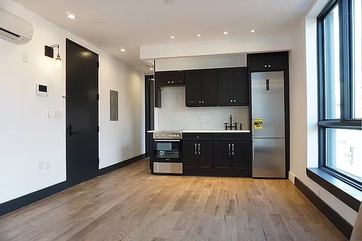 205 Central Ave 2B