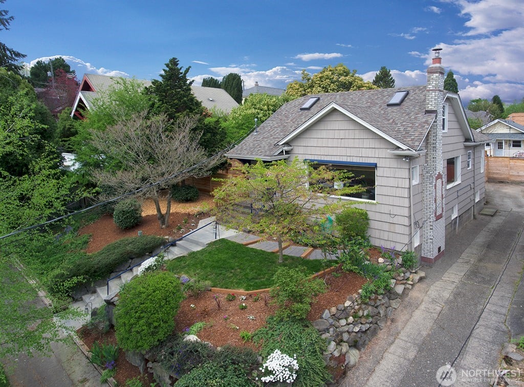 320 NE 51st Street
