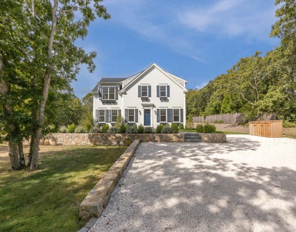 40 Edgewood Dr