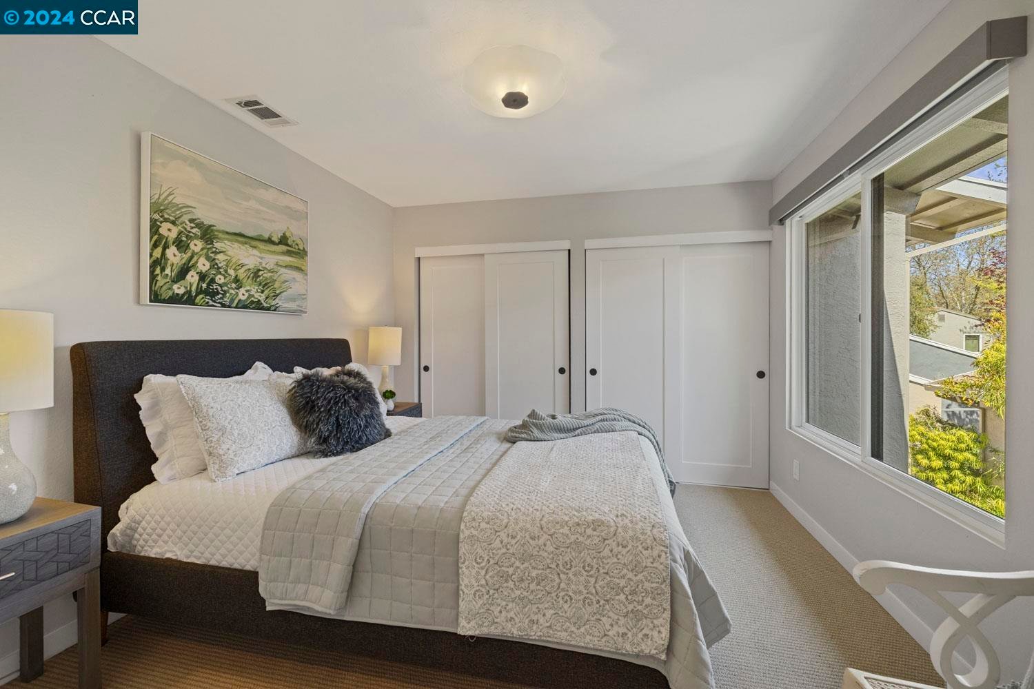 10 Doral Dr