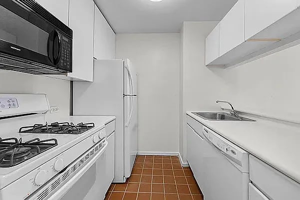 250 West 90th St #6G