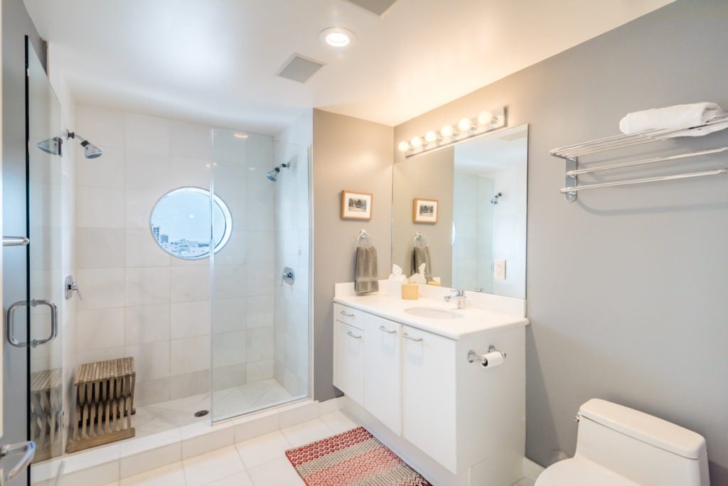 Luxury Sofi 3 Bedroom Lists at $1,675,000!