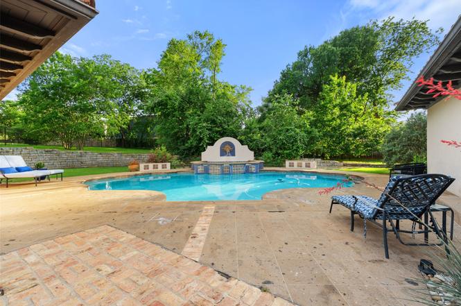 300 Bent Tree Ct
