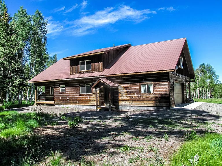 451 Aspen Dr