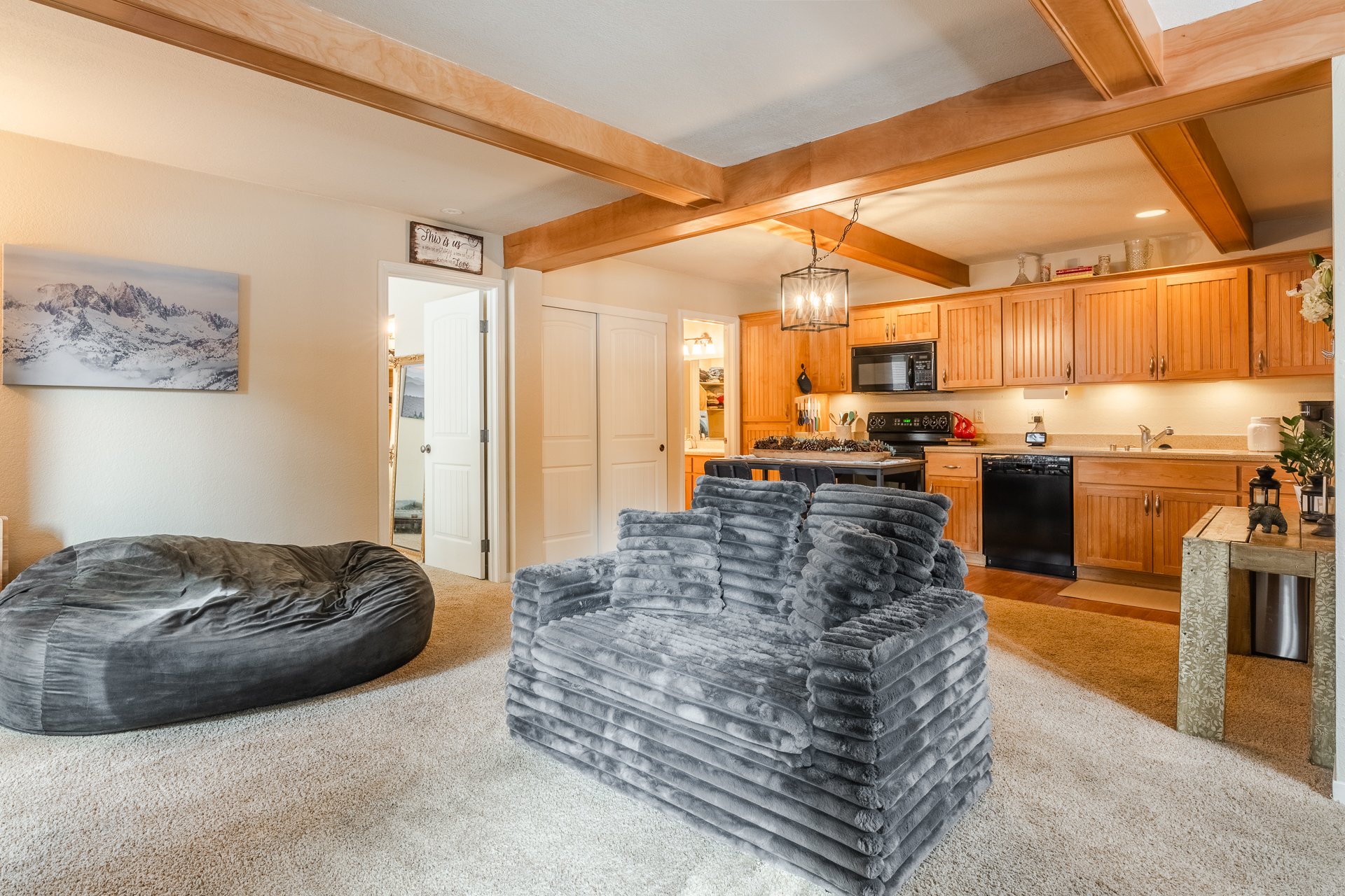 305 Azimuth Drive Unit 14 Door N2