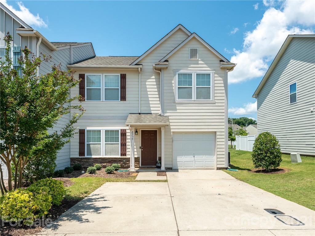 4535 Tradd Cir