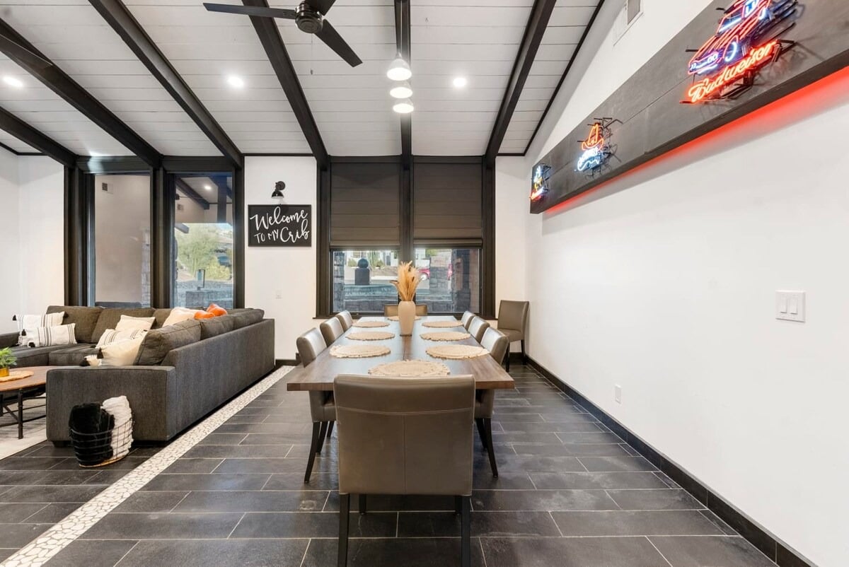 Phoenix Luxury! Pickleball | Free Heated Pool | Hot Tub