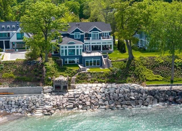 From the Lakefront and Chicago Suburbs to Lake Geneva: The Secrets to Selling Luxury Homes