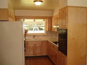 270 Keats Cir