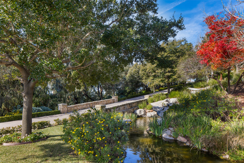 120 Montecito Ranch Ln
