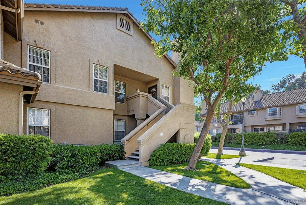 15 Promontory Park
