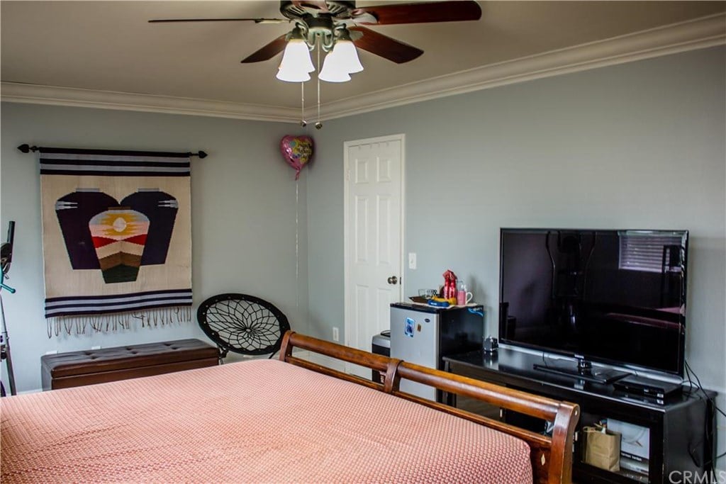 8 Ametrine Way