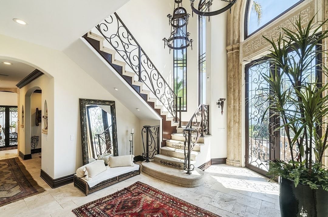 Eminence Villa