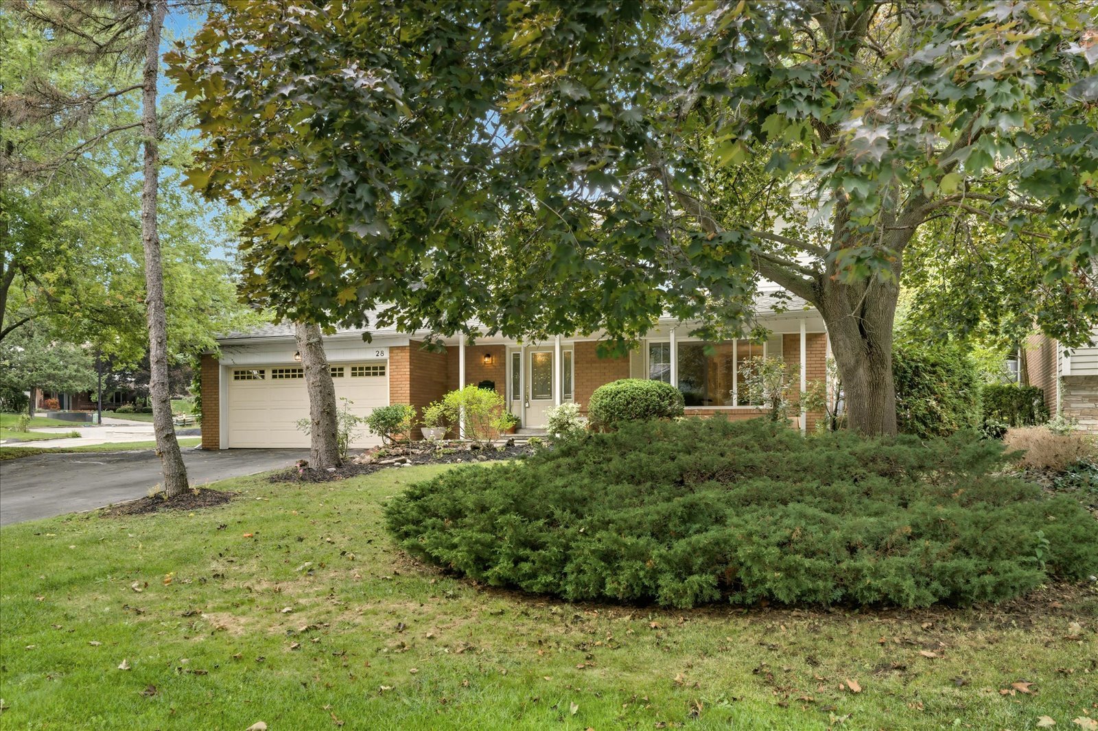 28 Christman Crt 