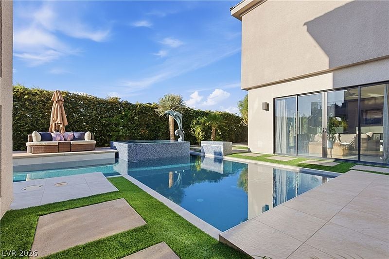 2790 La Bella Ct