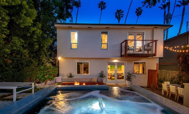 1337 N Benton Way, Silver Lake