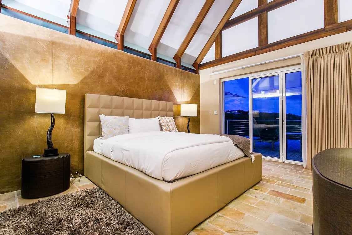 Ce blue Villa