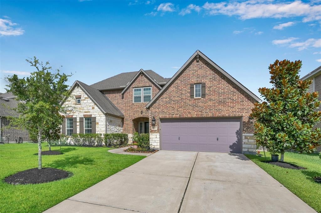 31349 Sunset Oaks Ln