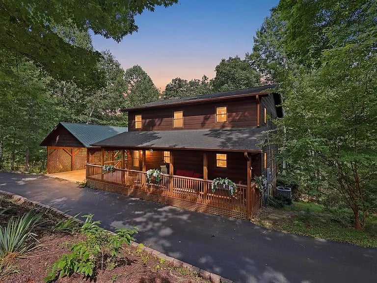 Step Into Mountain Living: Explore 161 Arbor Way in Blue Ridge