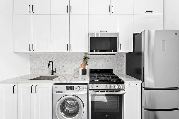 53 Stanton Street #5A