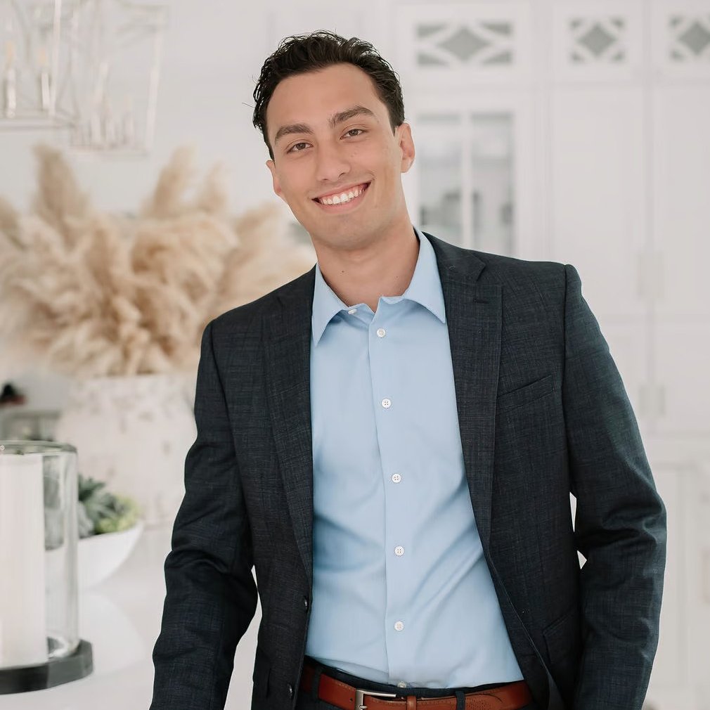 Kyle Knoell Roslyn, NY Real Estate Agent Headshot